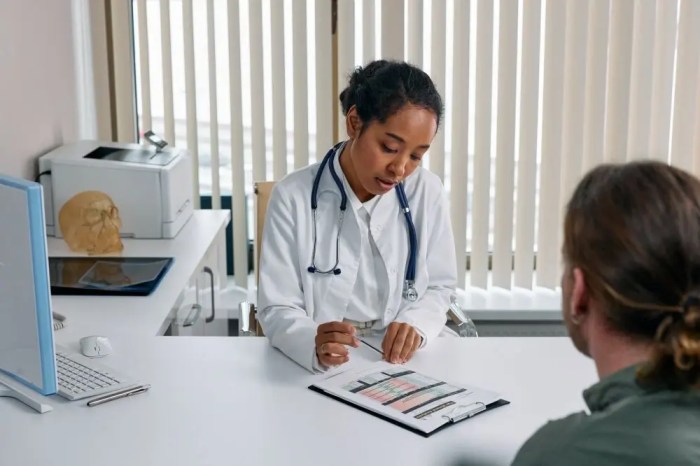 Gaji dokter spesialis di Indonesia