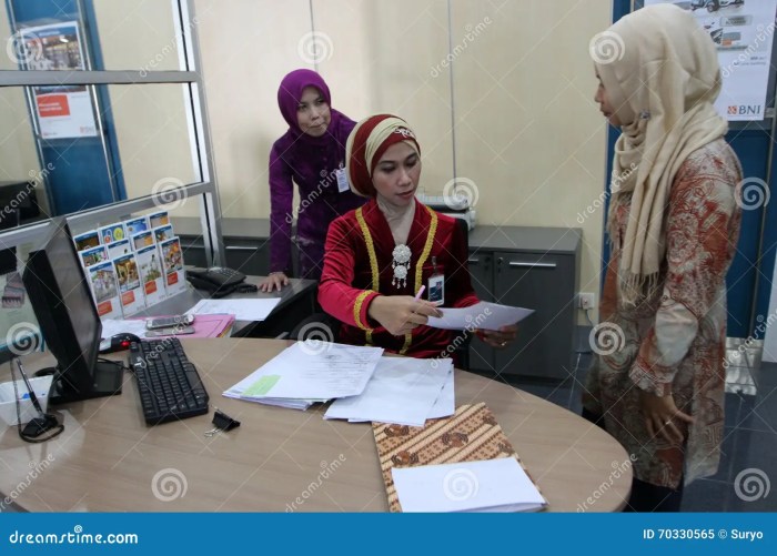 Berapa gaji teller bank swasta di Jakarta?